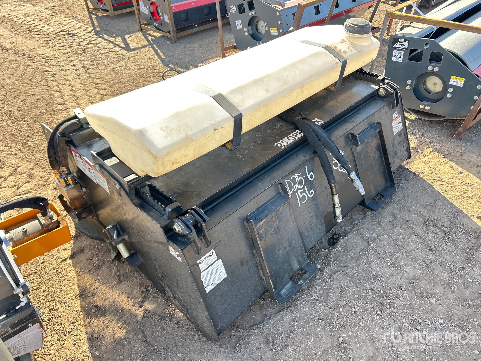 General Appearance with Image, coin arrière gauche