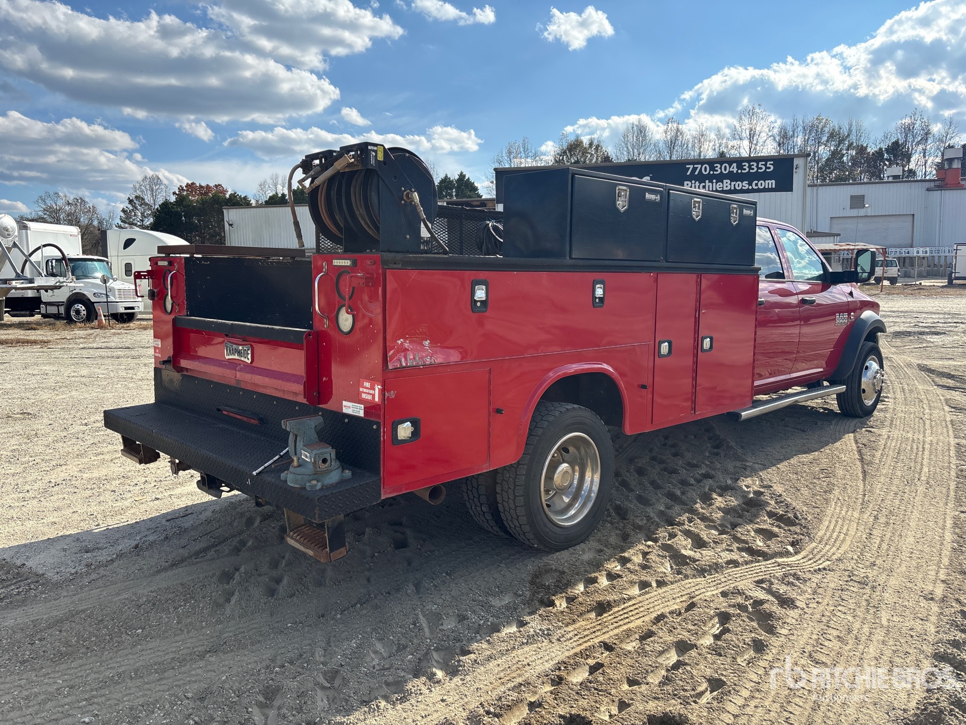 General Appearance with Picture, Right Rear Corner