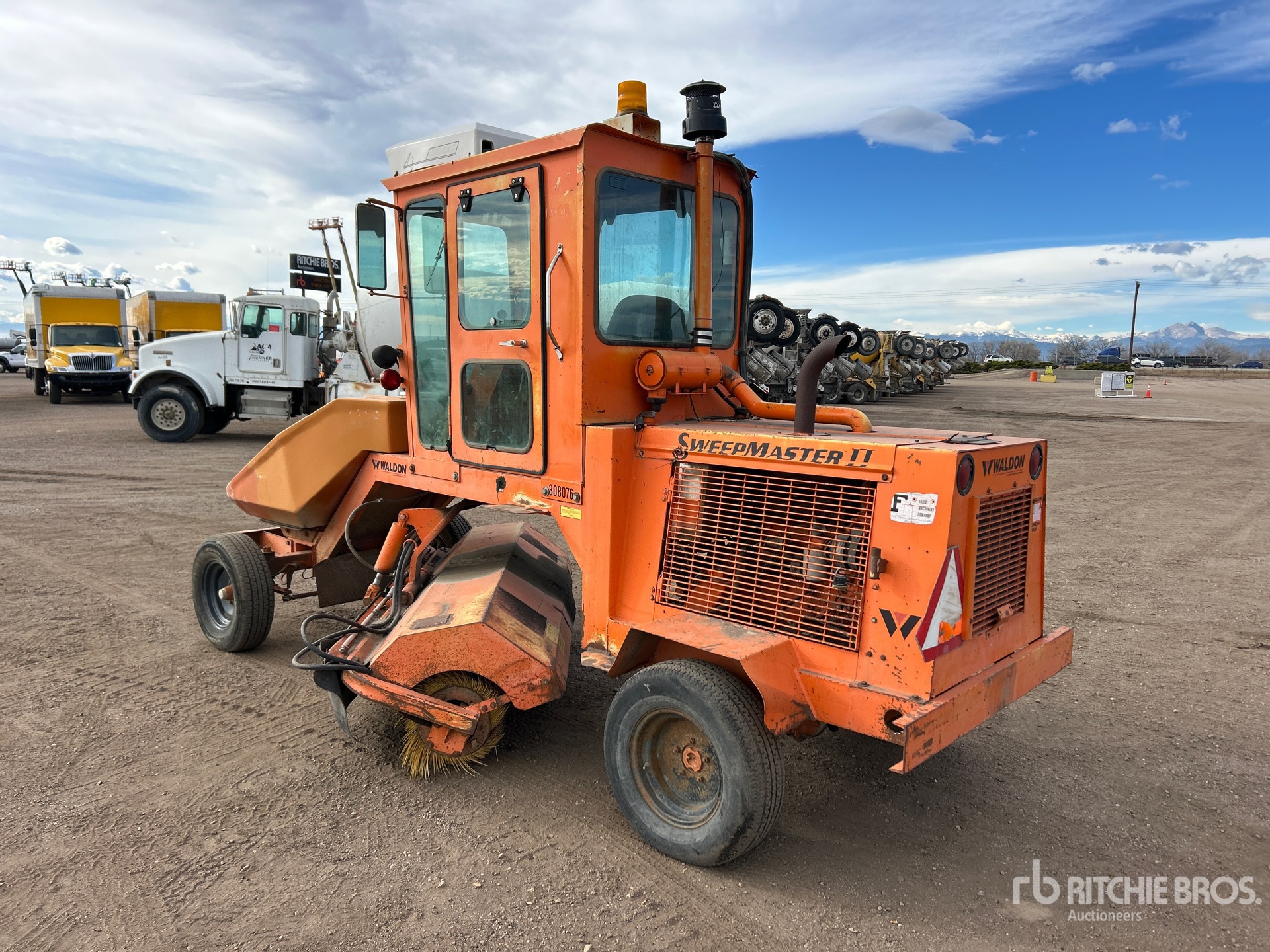 General Appearance with Imagen: esquina trasera izquierda