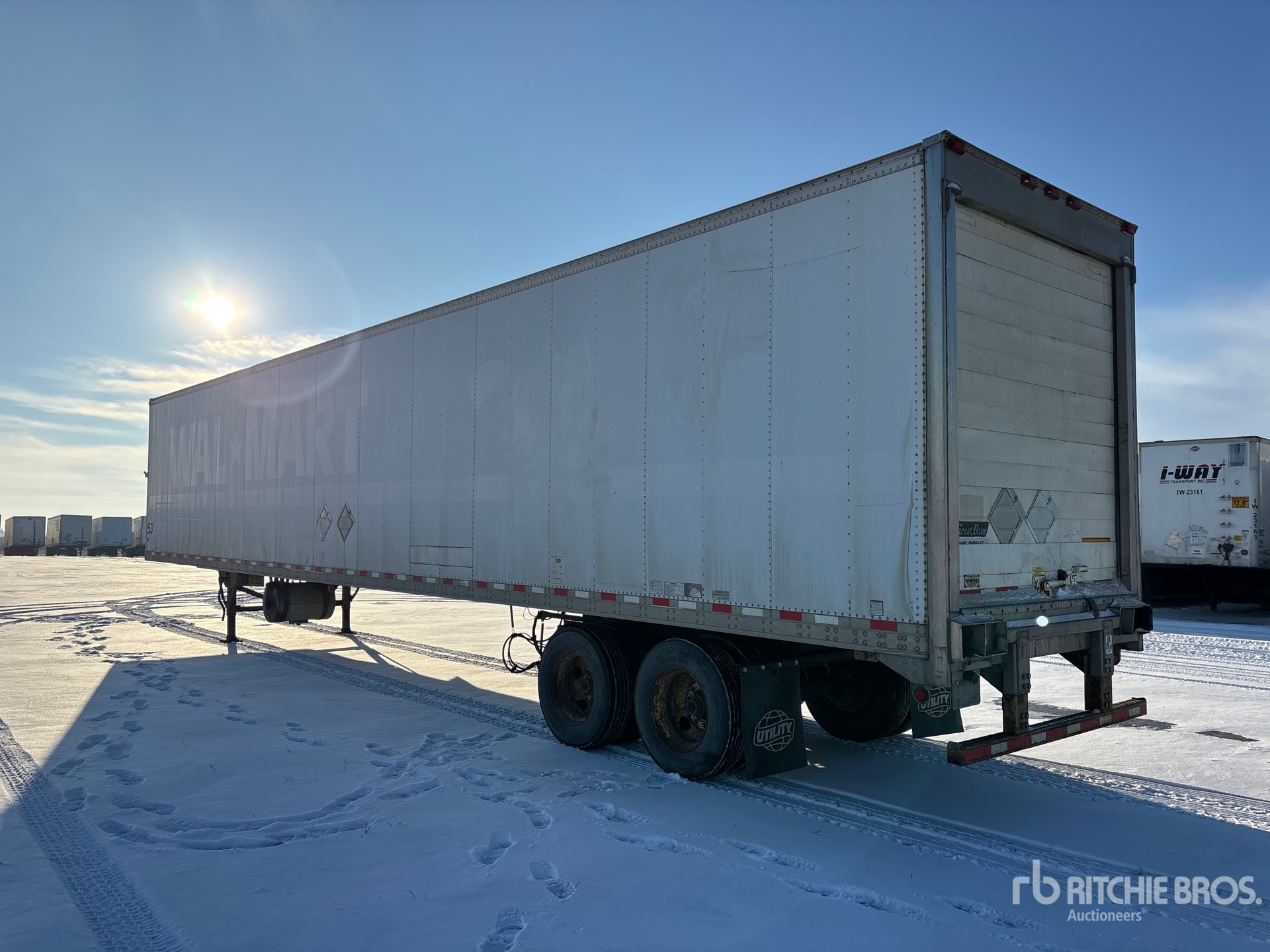 Aspect général with Image, coin arrière gauche