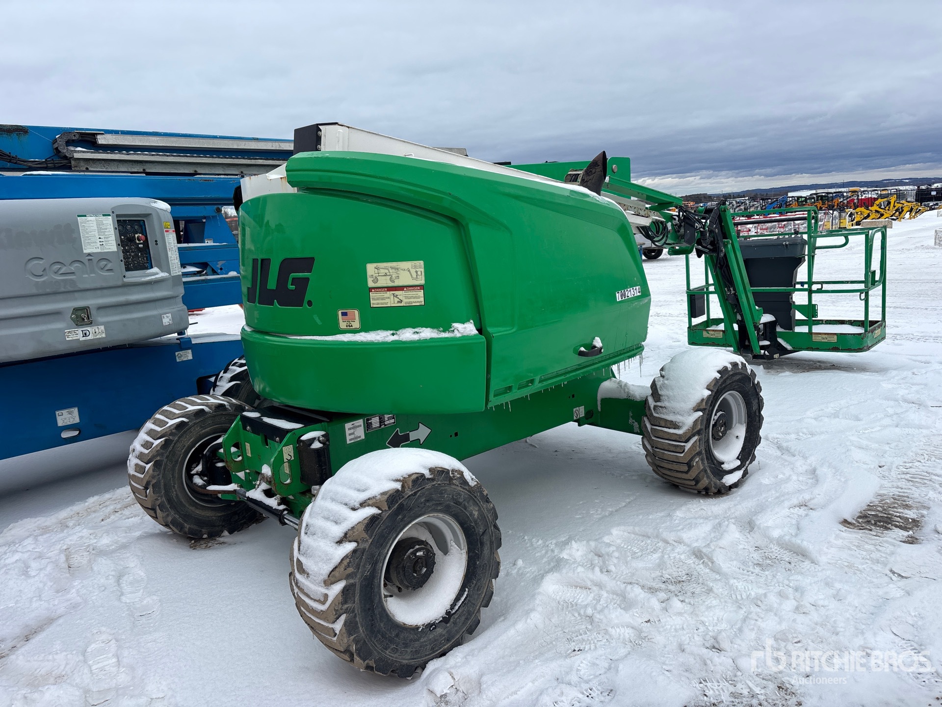 General Appearance with Imagen: esquina trasera derecha