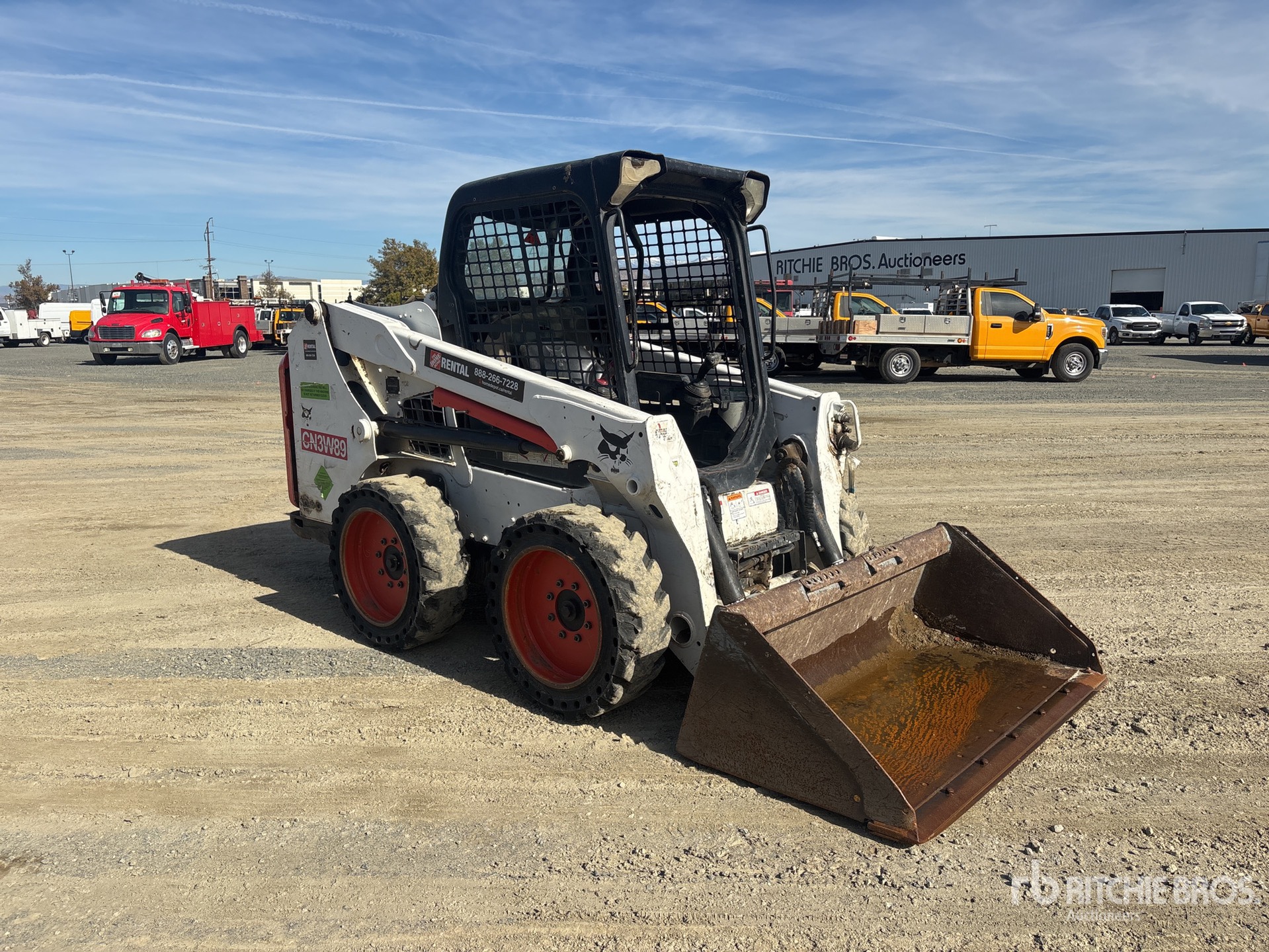 General Appearance with Picture, Right Front Corner