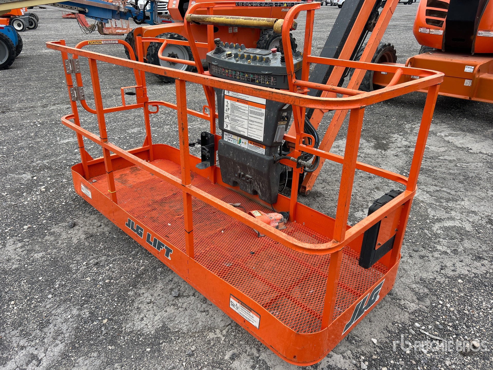 Control Station Upper with 