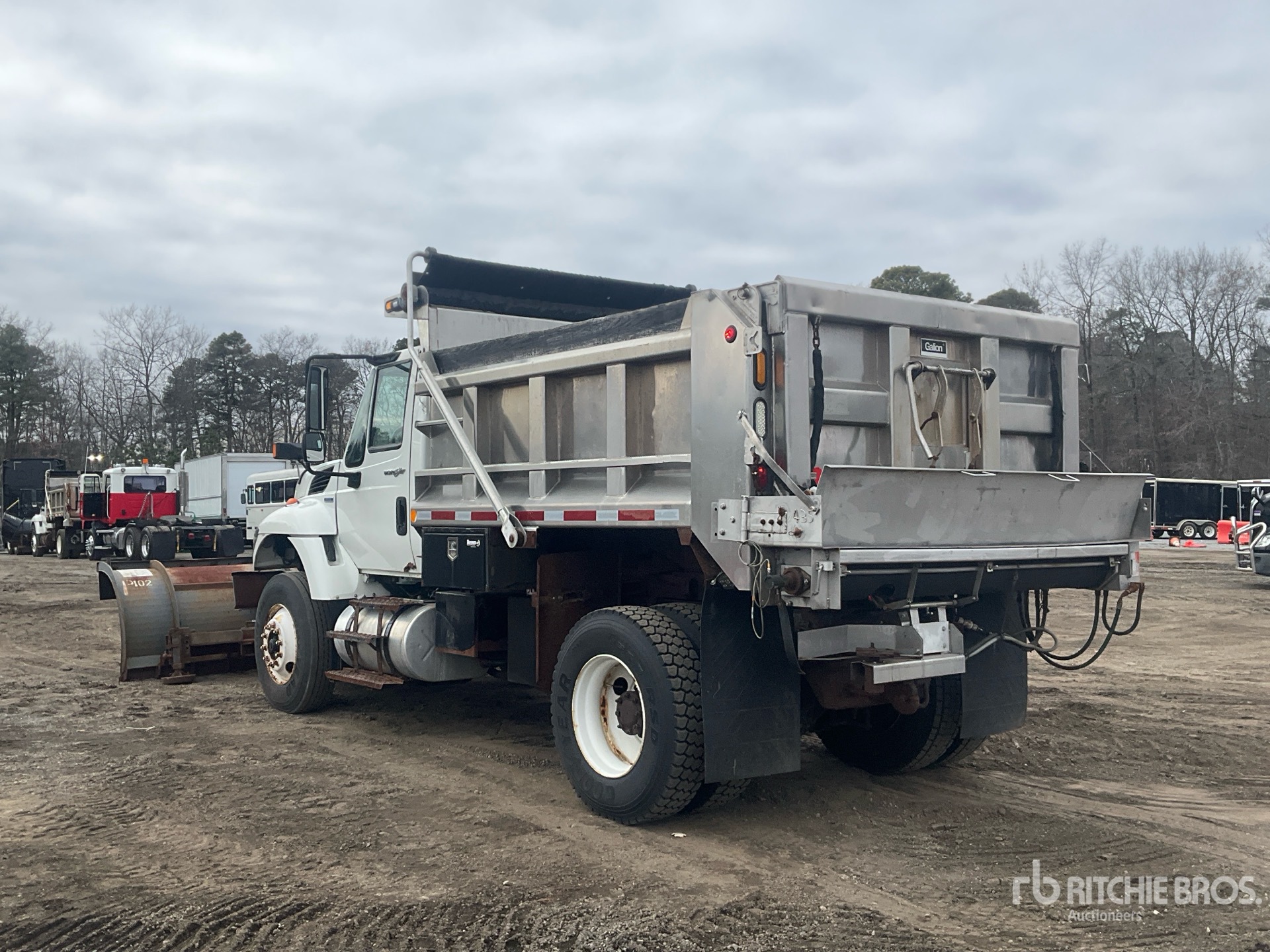 General Appearance with Imagen: esquina trasera izquierda