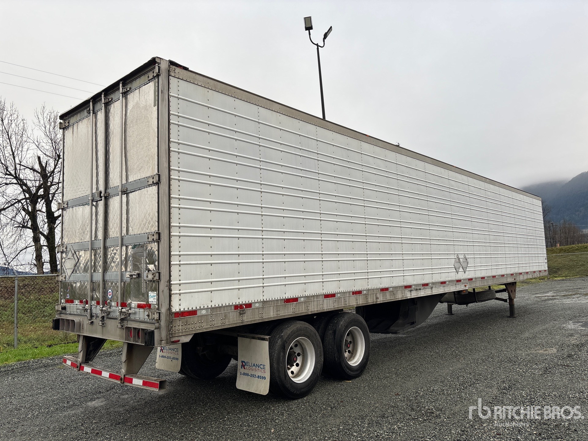 General Appearance with Foto, angolo anteriore sinistro