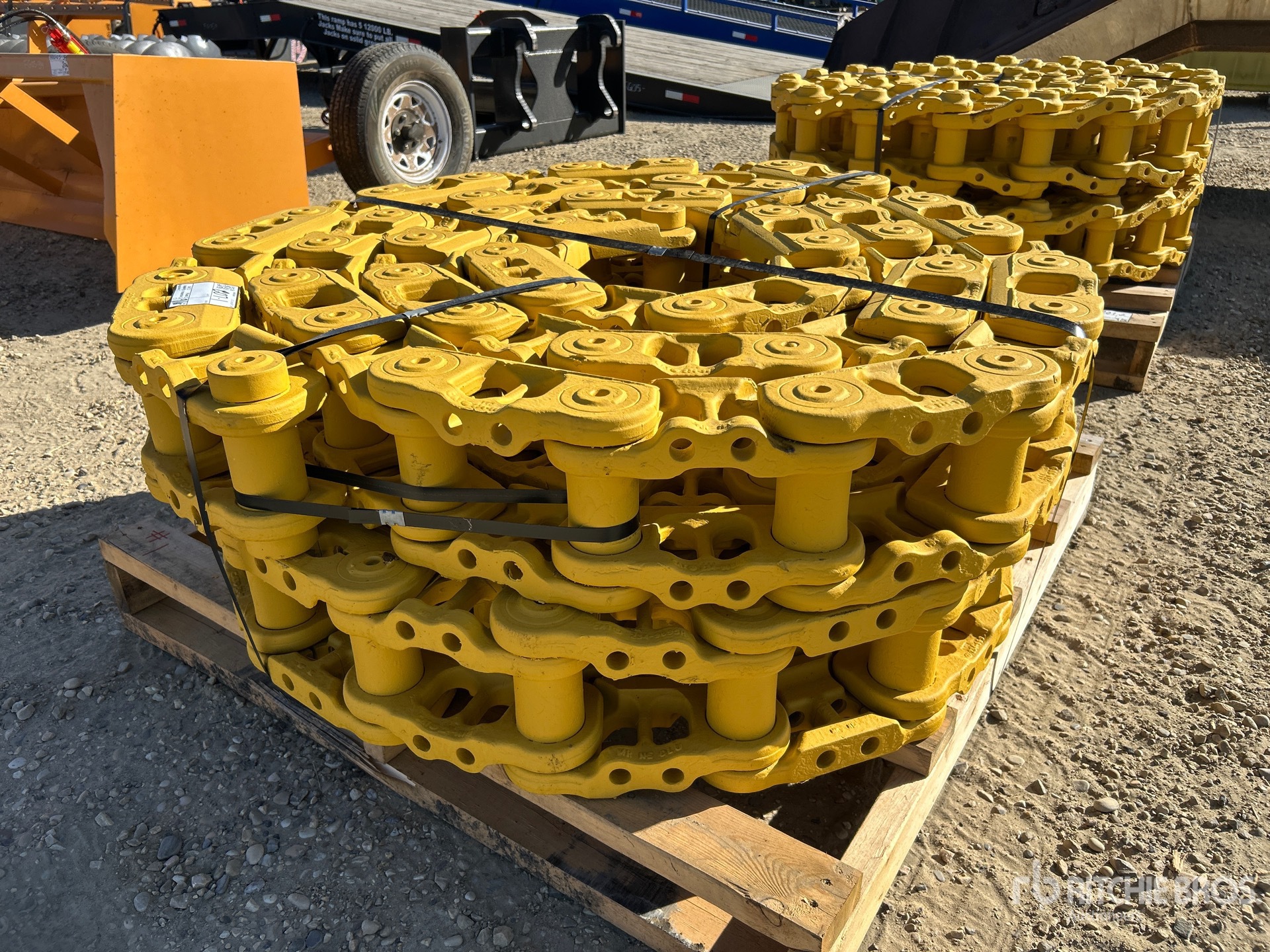 General Appearance with Bild, Ecke vorne links