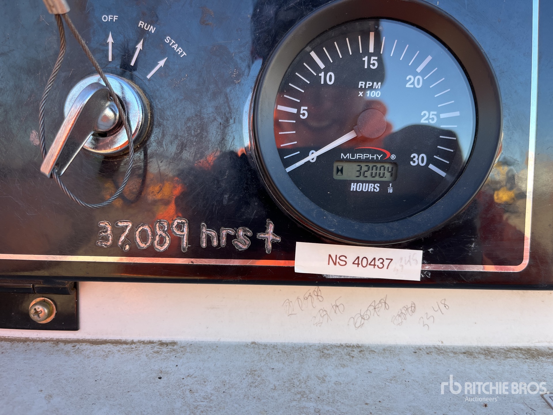 General Appearance with Hour Meter / Odometer