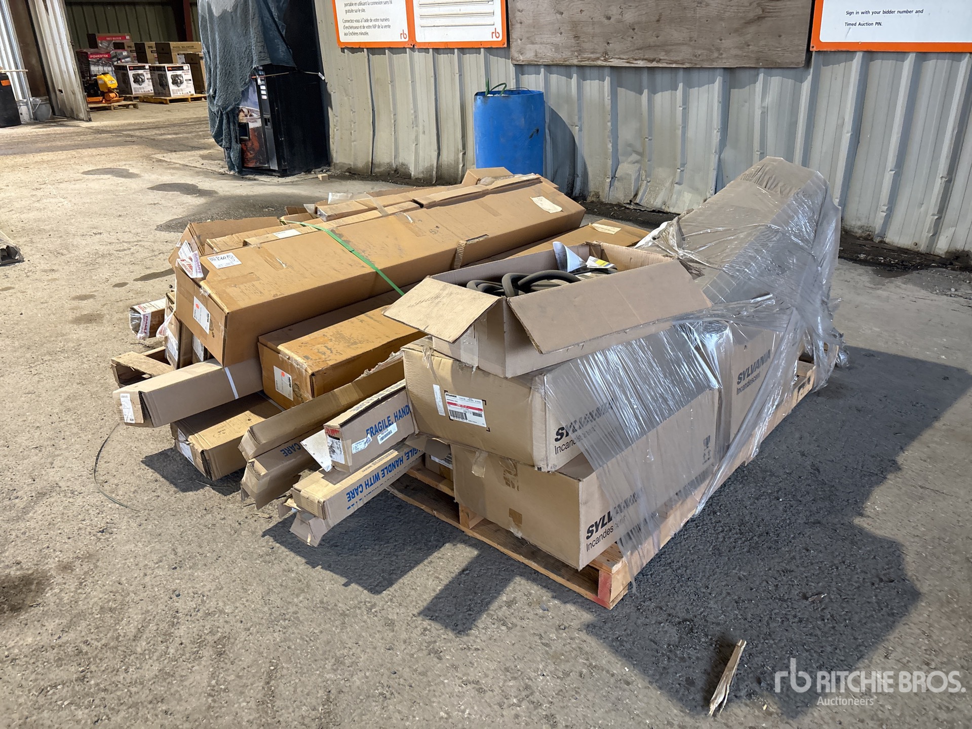 General Appearance with Picture, Left Front Corner