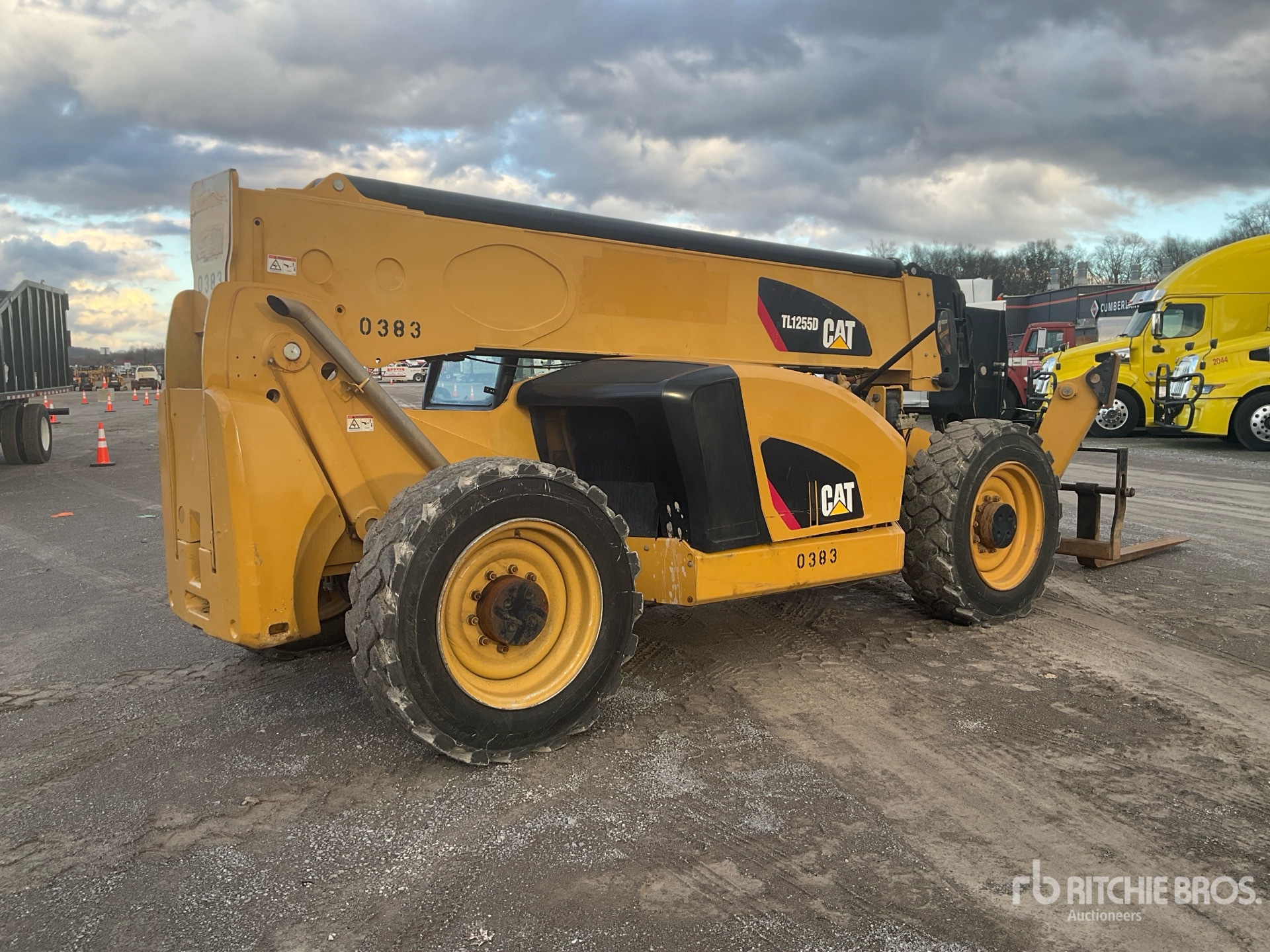 General Appearance with Bild, Ecke hinten rechts