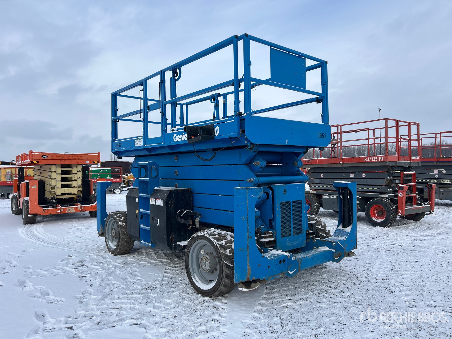 General Appearance with Picture, Left Rear Corner