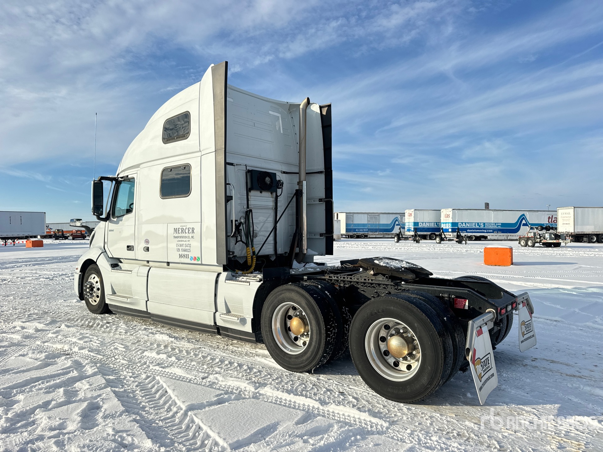 Aspect général with Image, coin arrière gauche