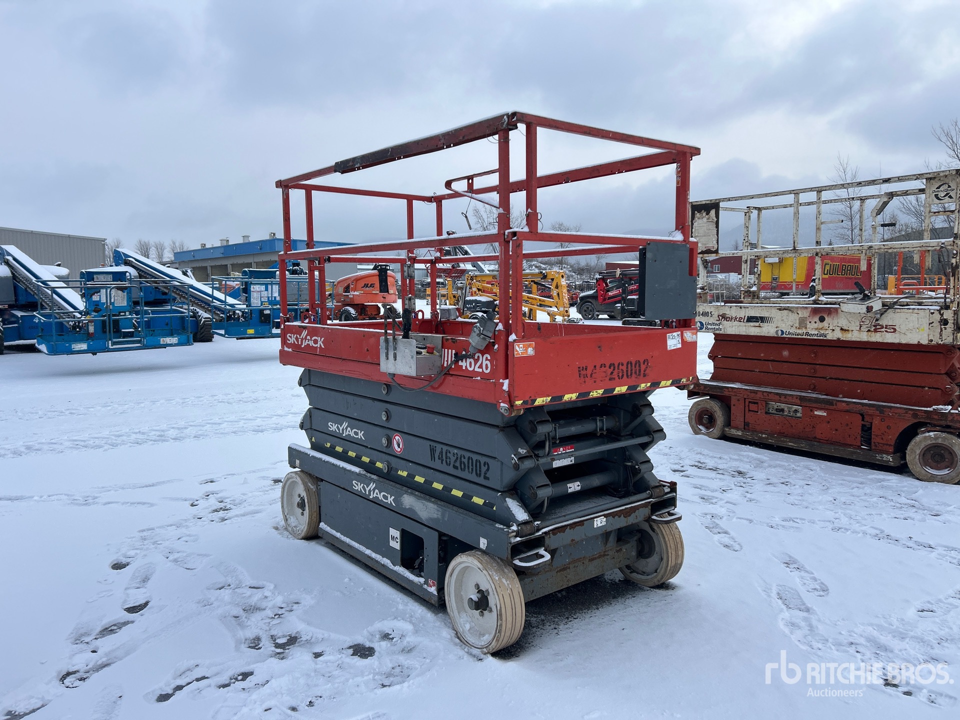 General Appearance with Picture, Right Front Corner