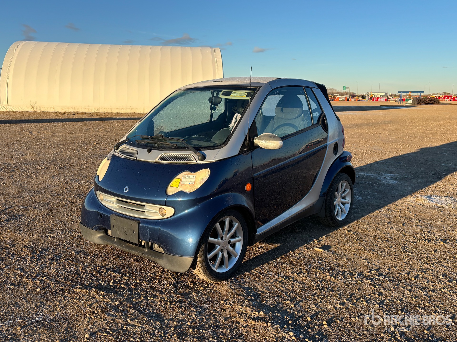 General Appearance with Picture, Left Front Corner