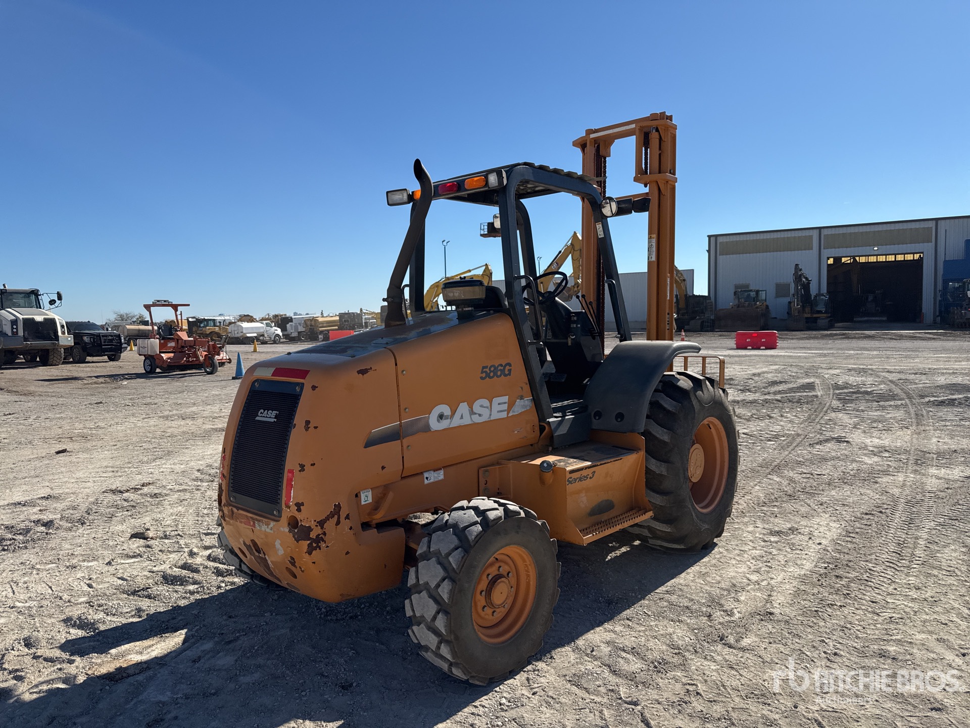 General Appearance with Foto, angolo anteriore sinistro