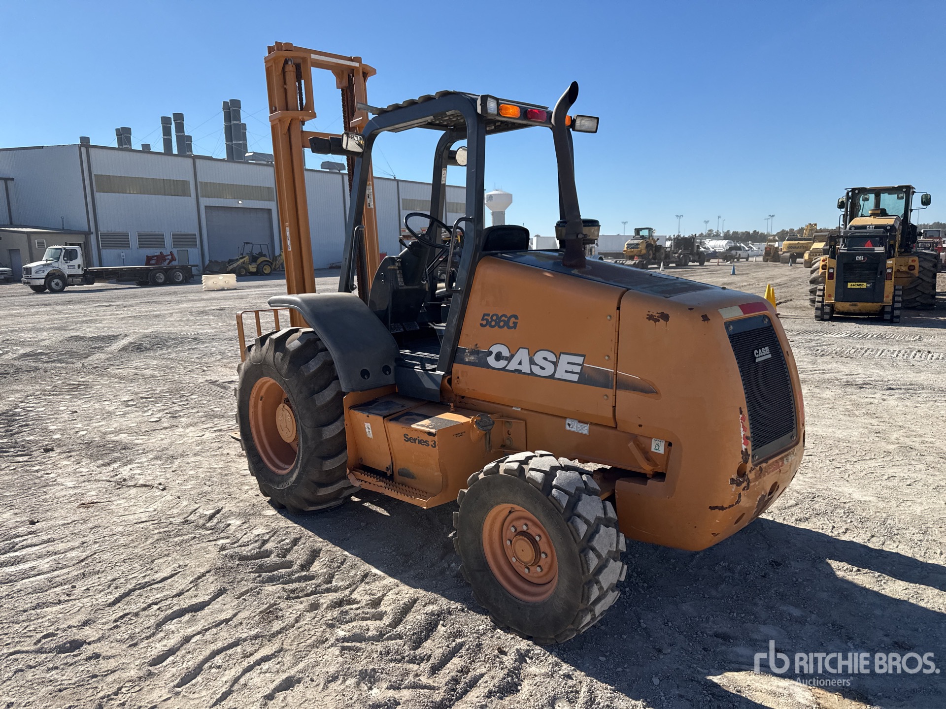 General Appearance with Foto, angolo posteriore sinistro