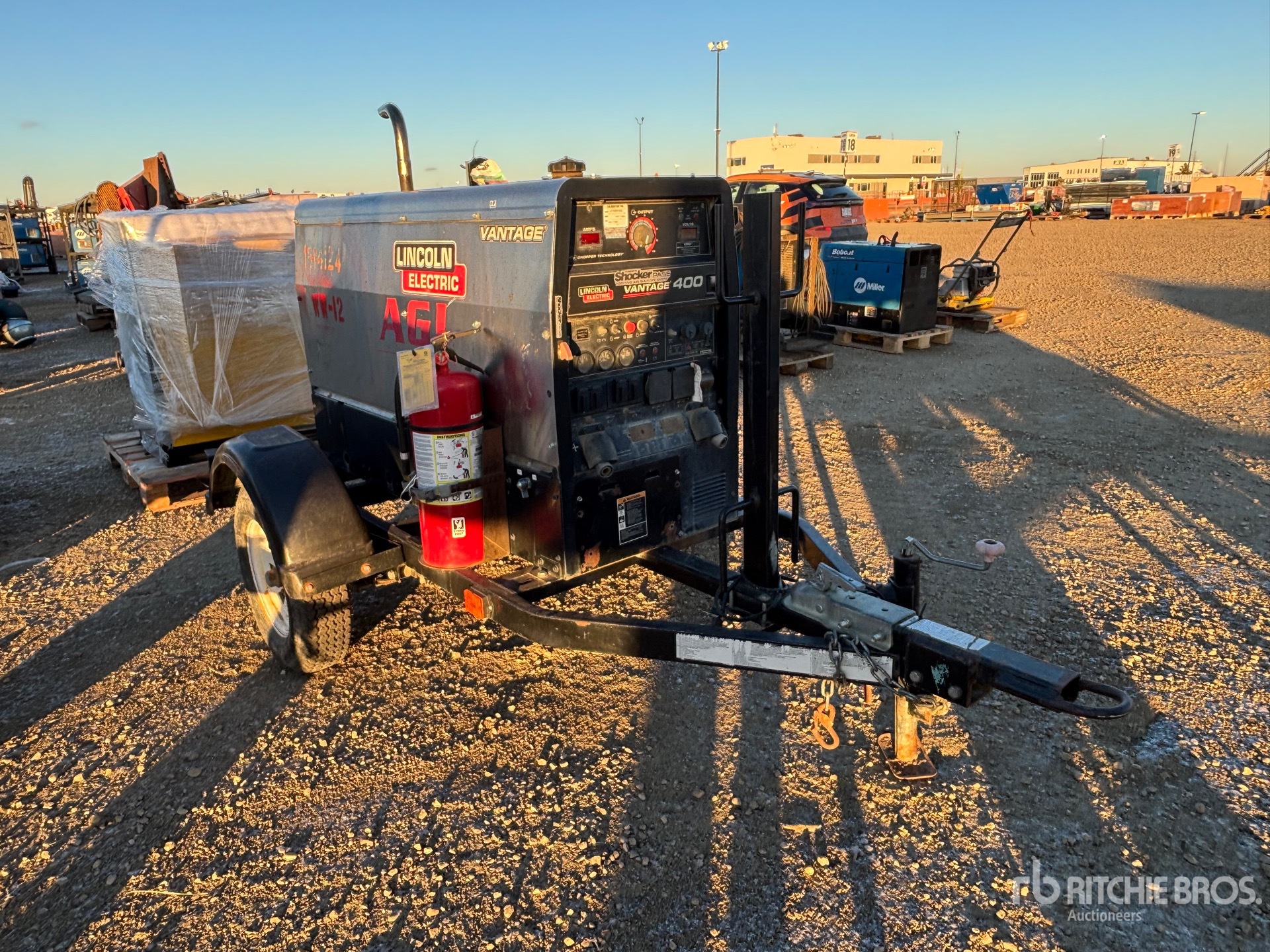 General Appearance with Bild, Ecke vorne rechts