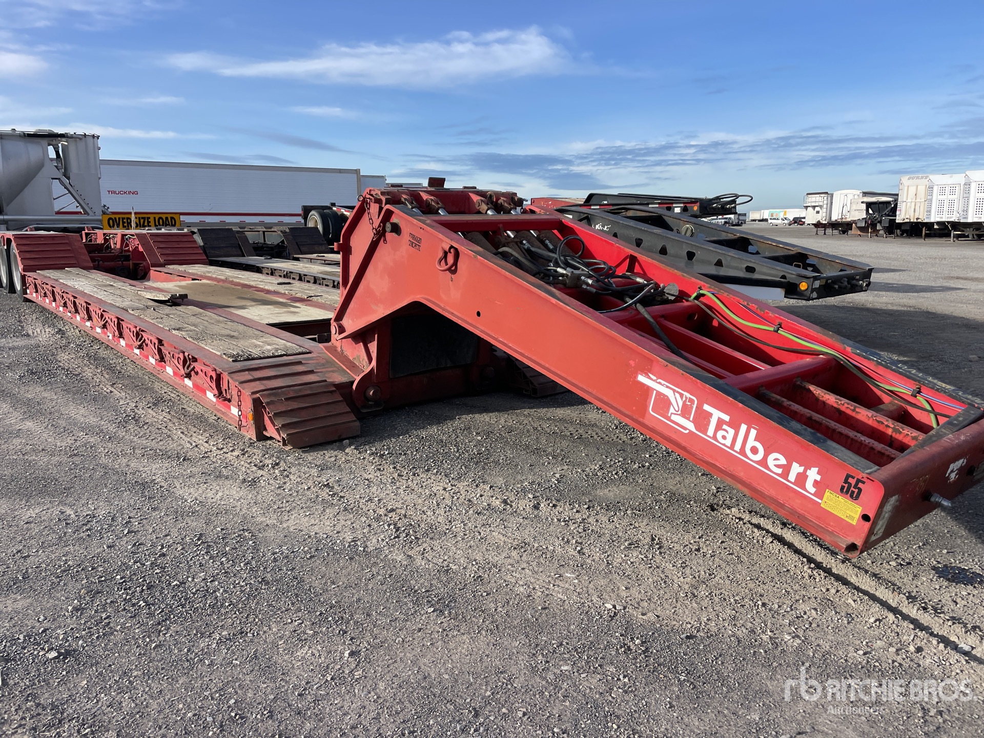 General Appearance with Bild, Ecke vorne rechts