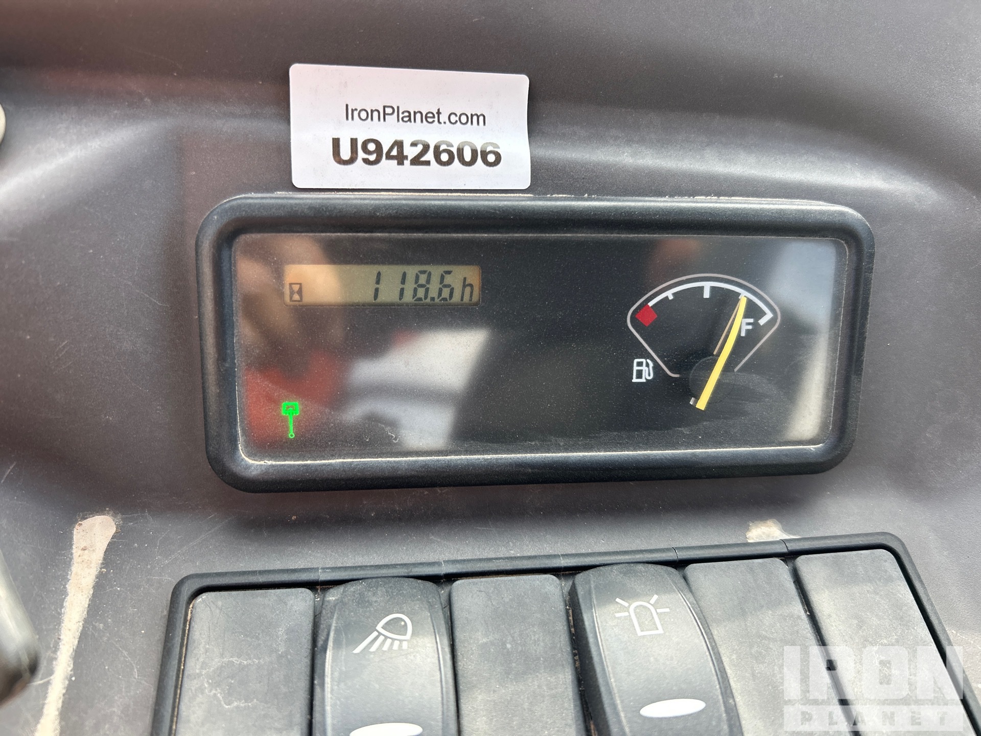 2023 Volvo EC27D