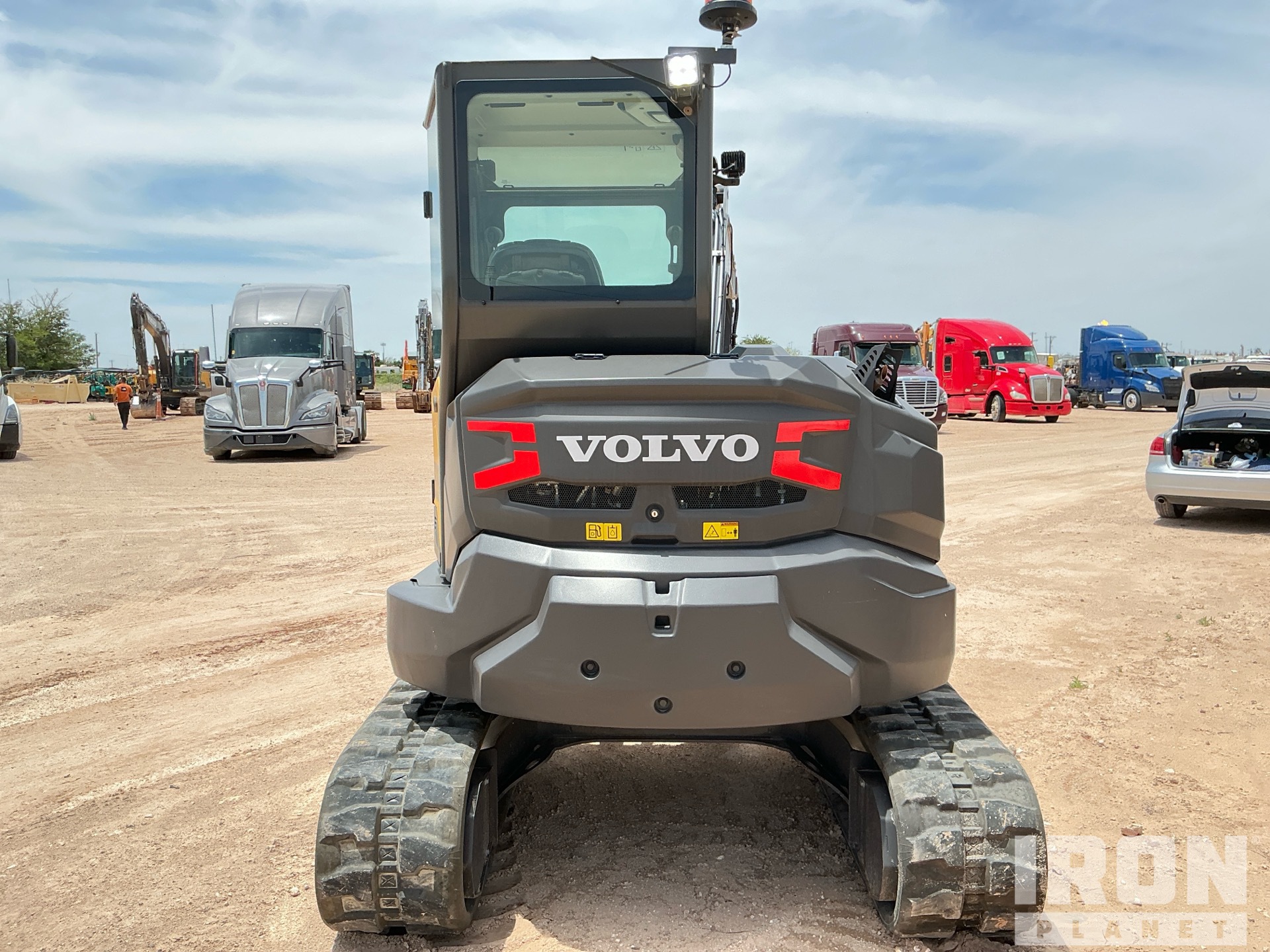 2023 Volvo ECR58