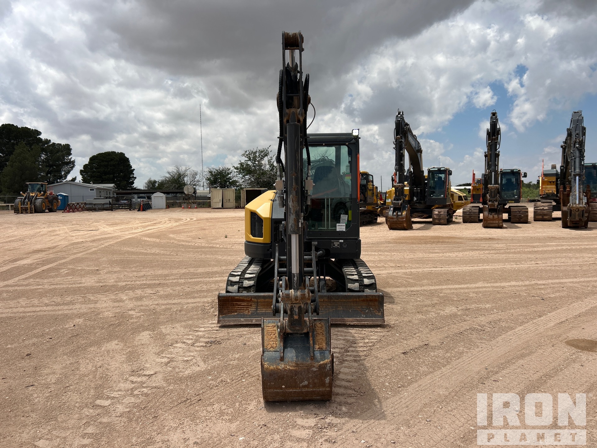 2023 Volvo ECR58F
