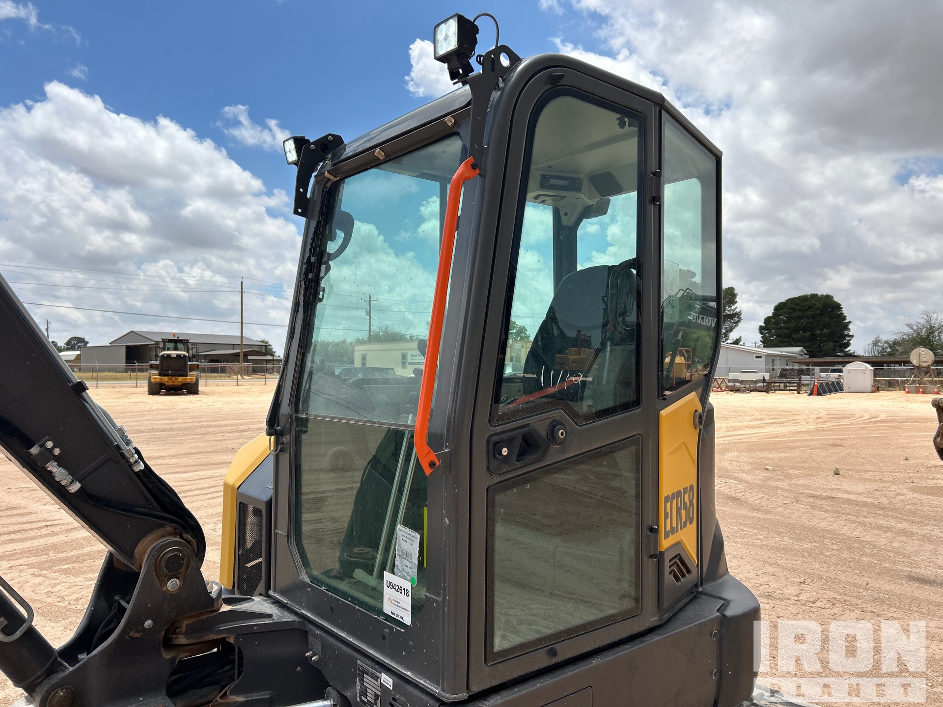 2023 Volvo ECR58F