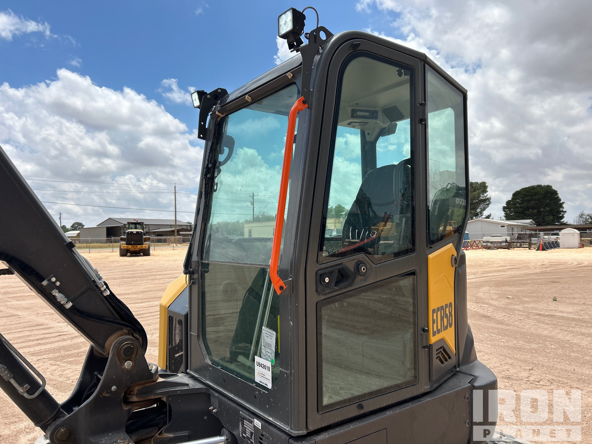 2023 Volvo ECR58F