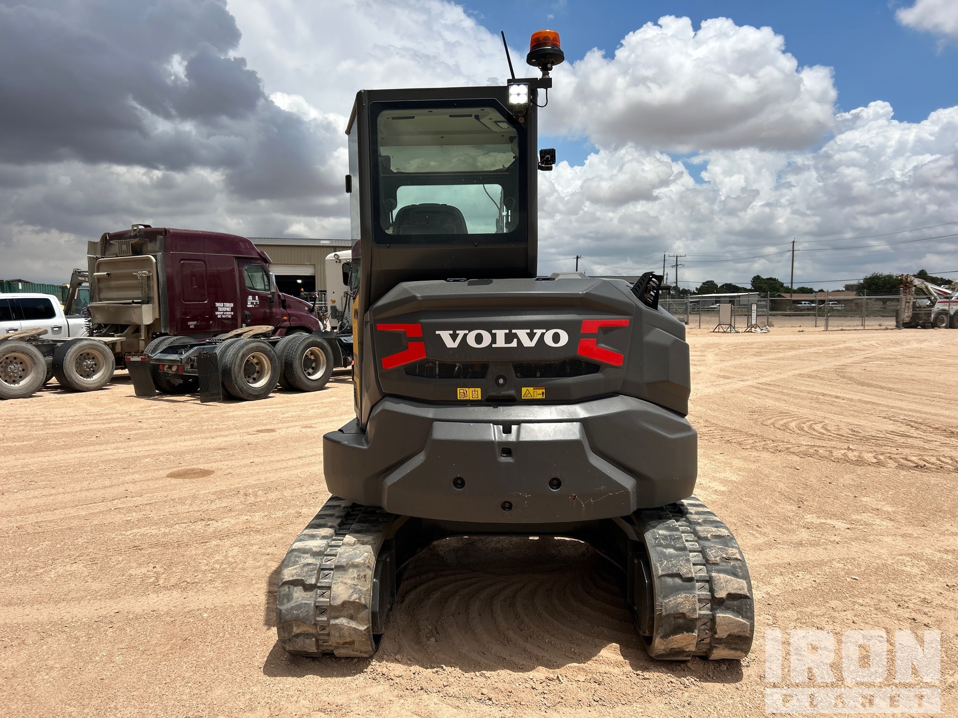 2023 Volvo ECR58F