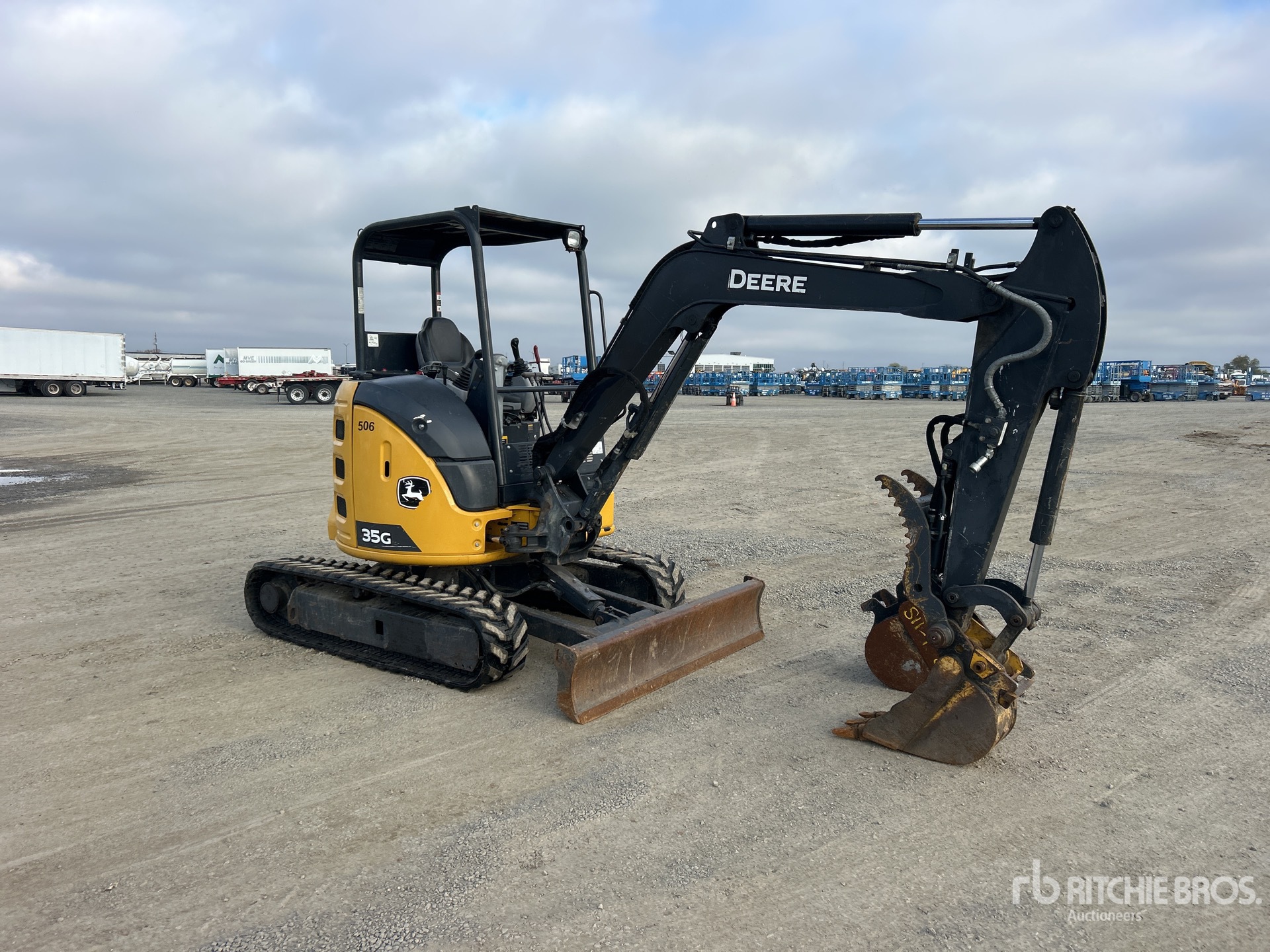 General Appearance with Picture, Right Front Corner