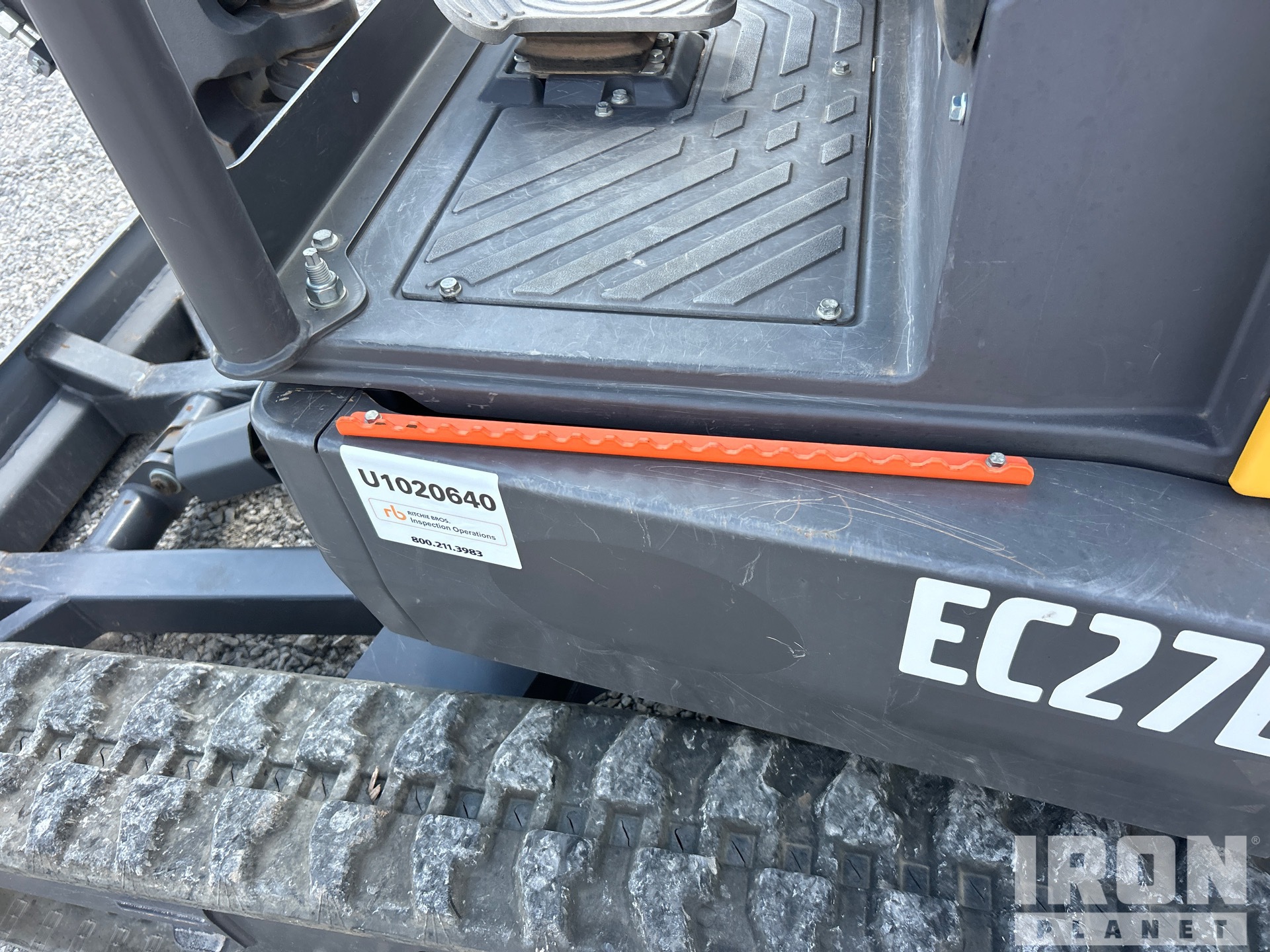 2021 Volvo EC27D