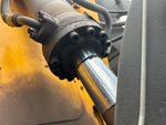 Hydraulics with Bucket Tilt Cylinders
