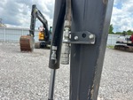 Hydraulics with Auxiliary Hydraulic Plumbing