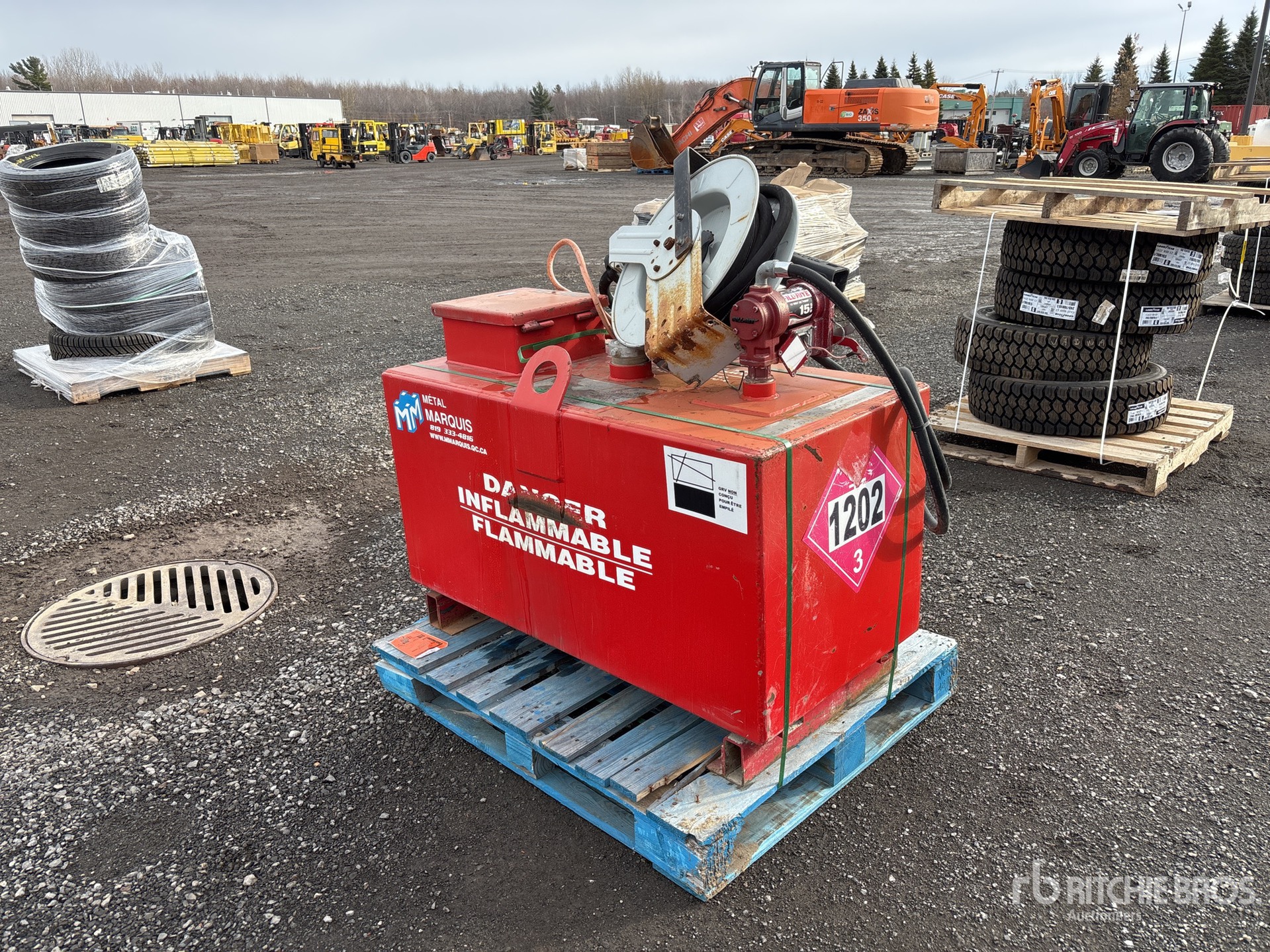 General Appearance with Picture, Right Rear Corner