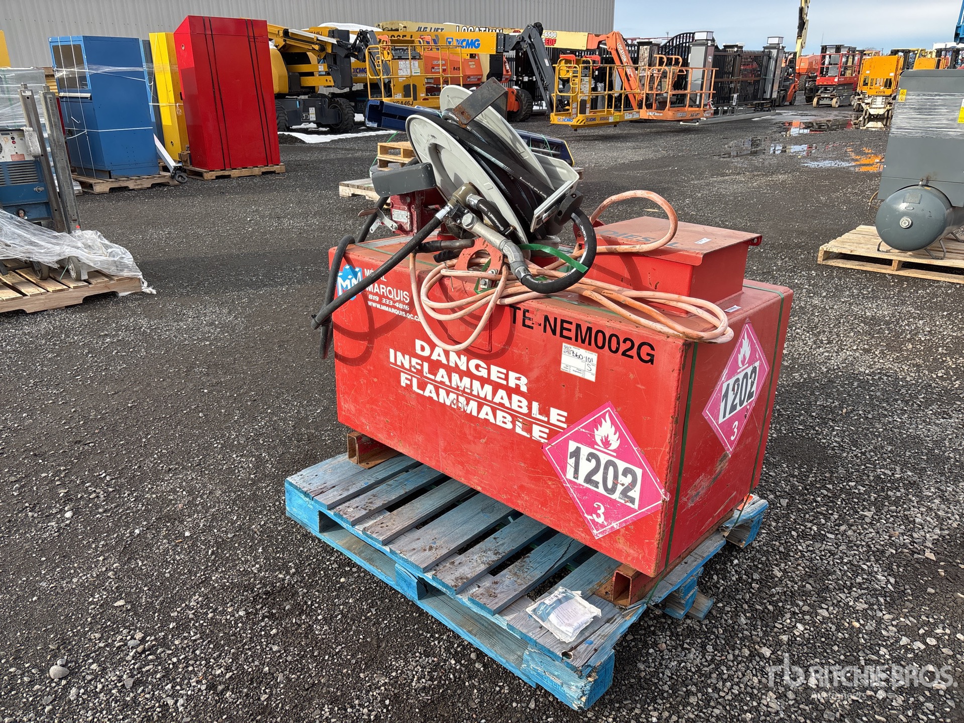 General Appearance with Picture, Left Front Corner