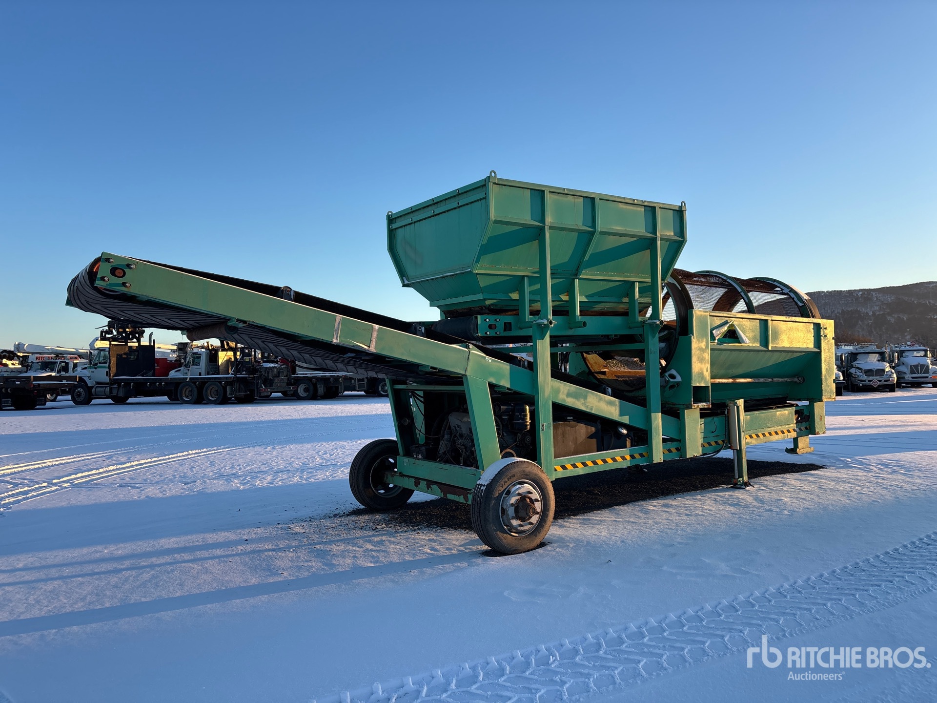 General Appearance with Bild, Ecke hinten rechts