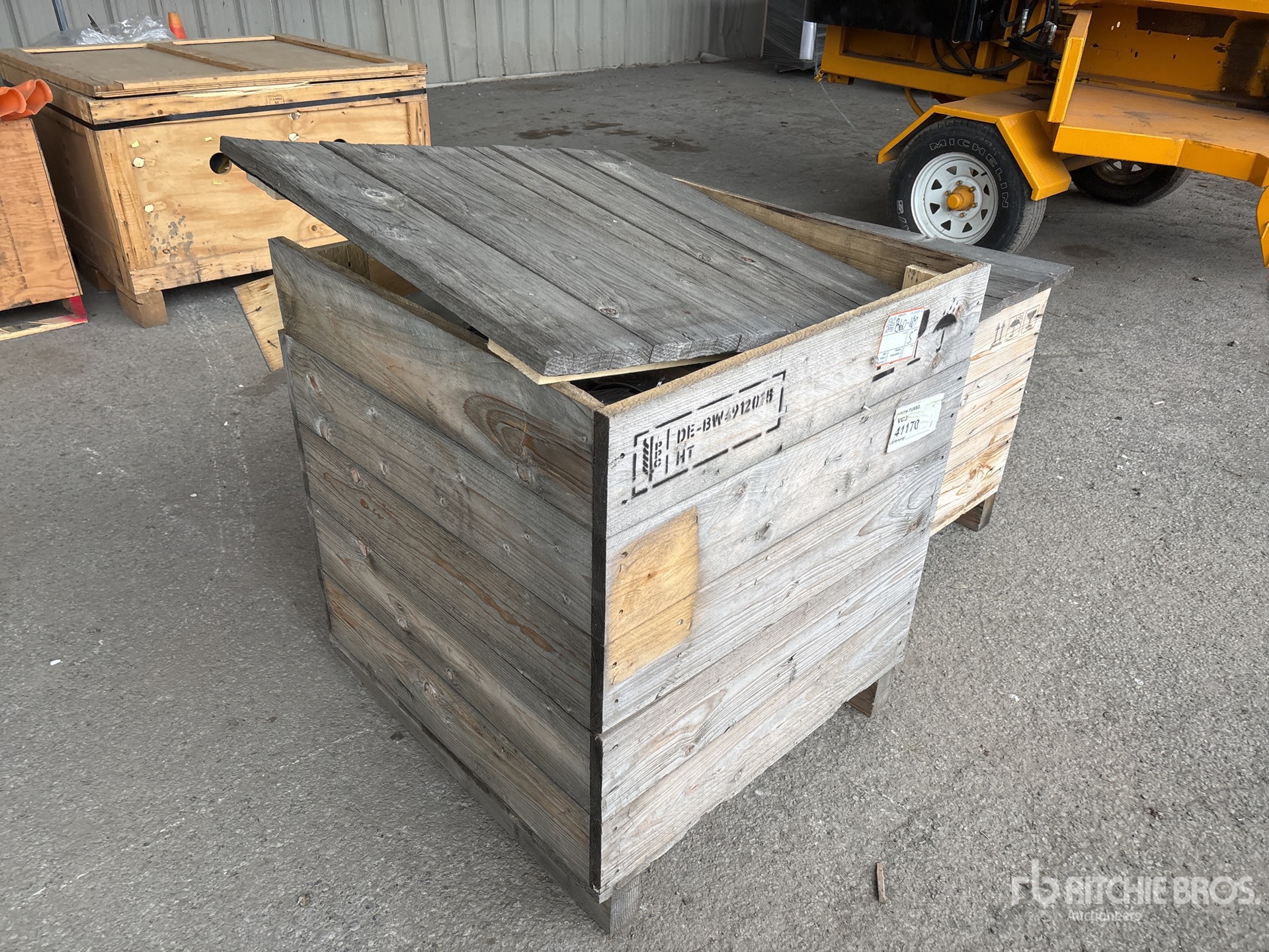 General Appearance with Imagen: esquina delantera derecha