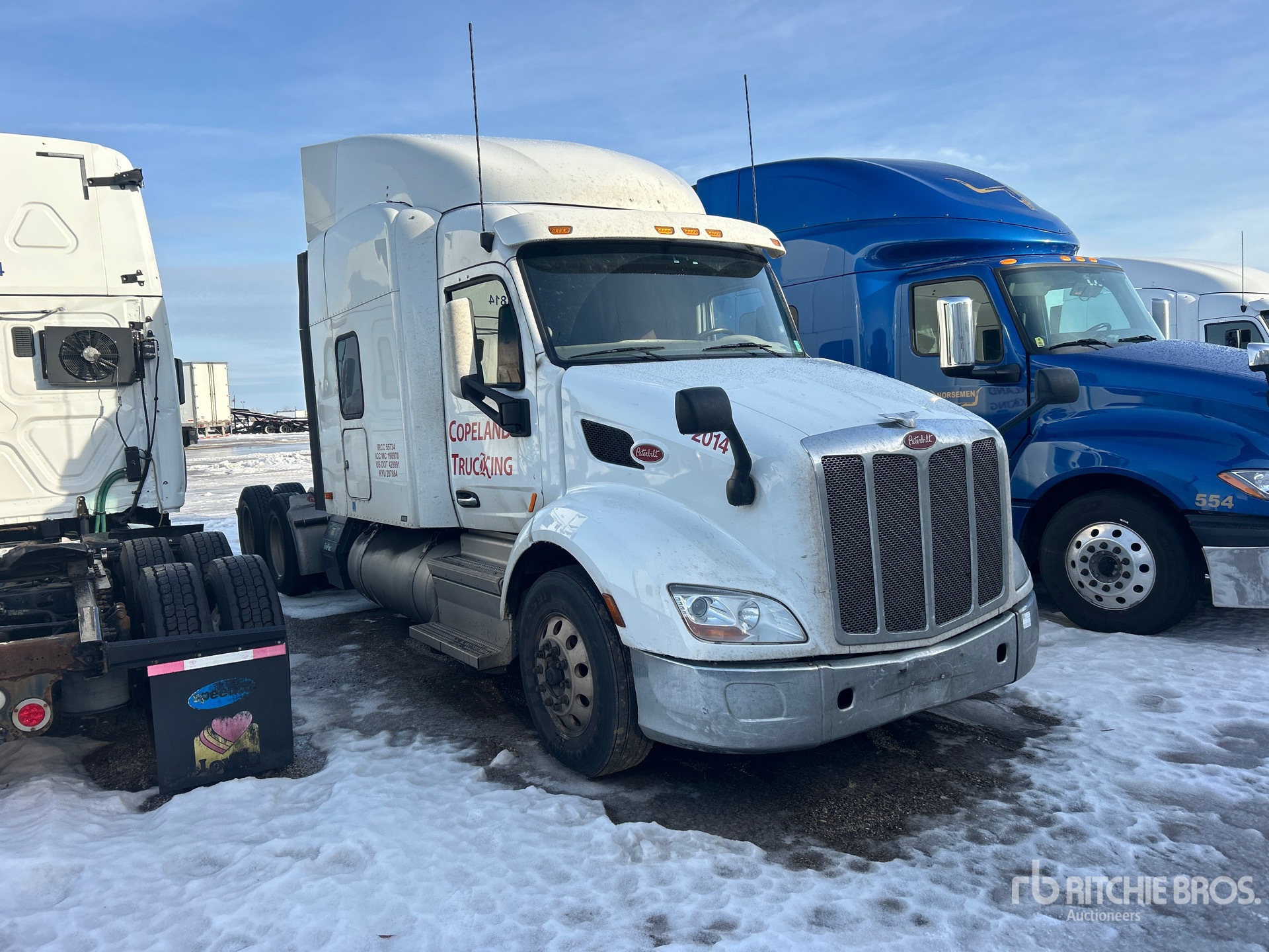 General Appearance with Imagen: esquina delantera derecha