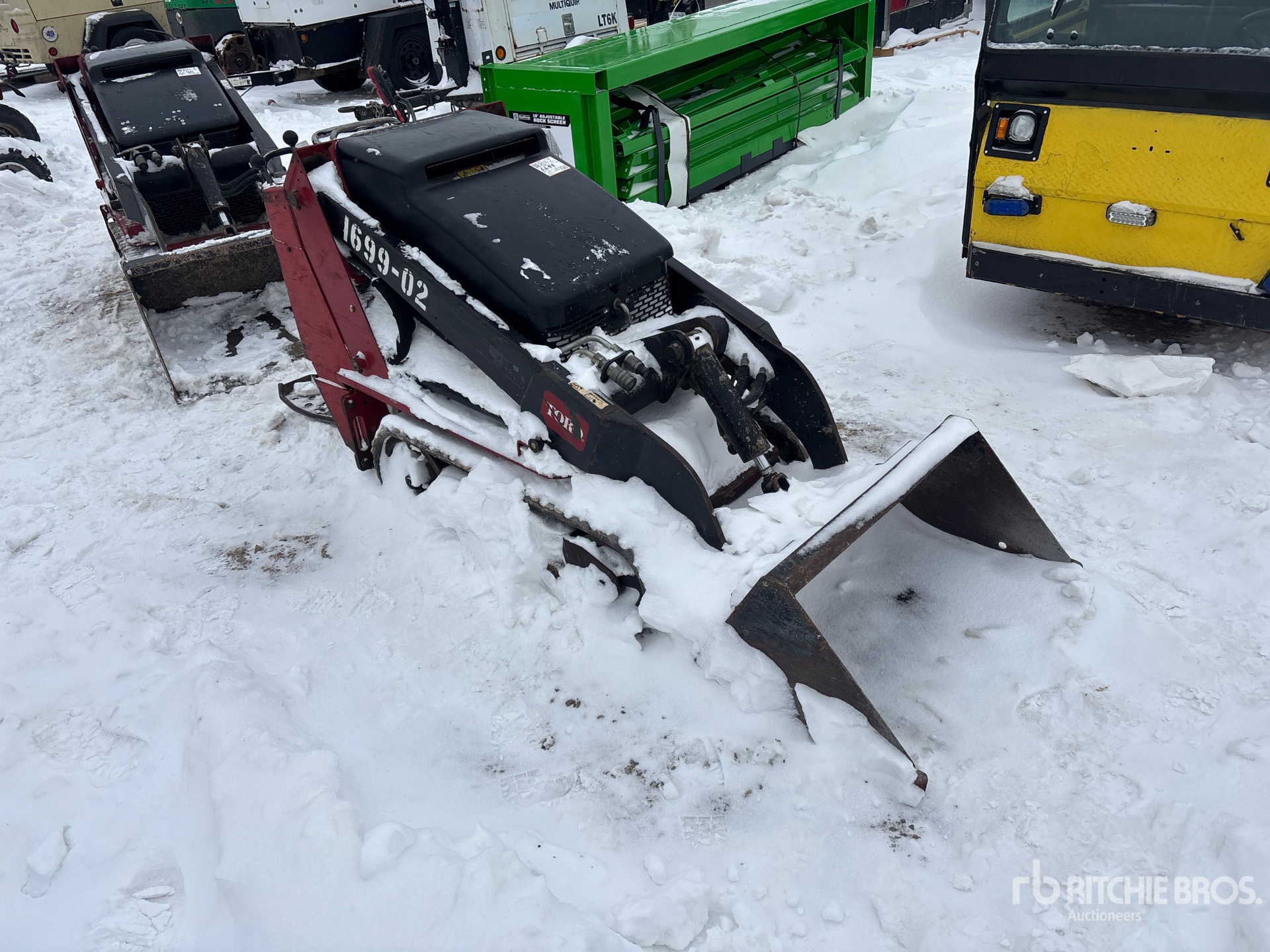 General Appearance with Picture, Right Front Corner