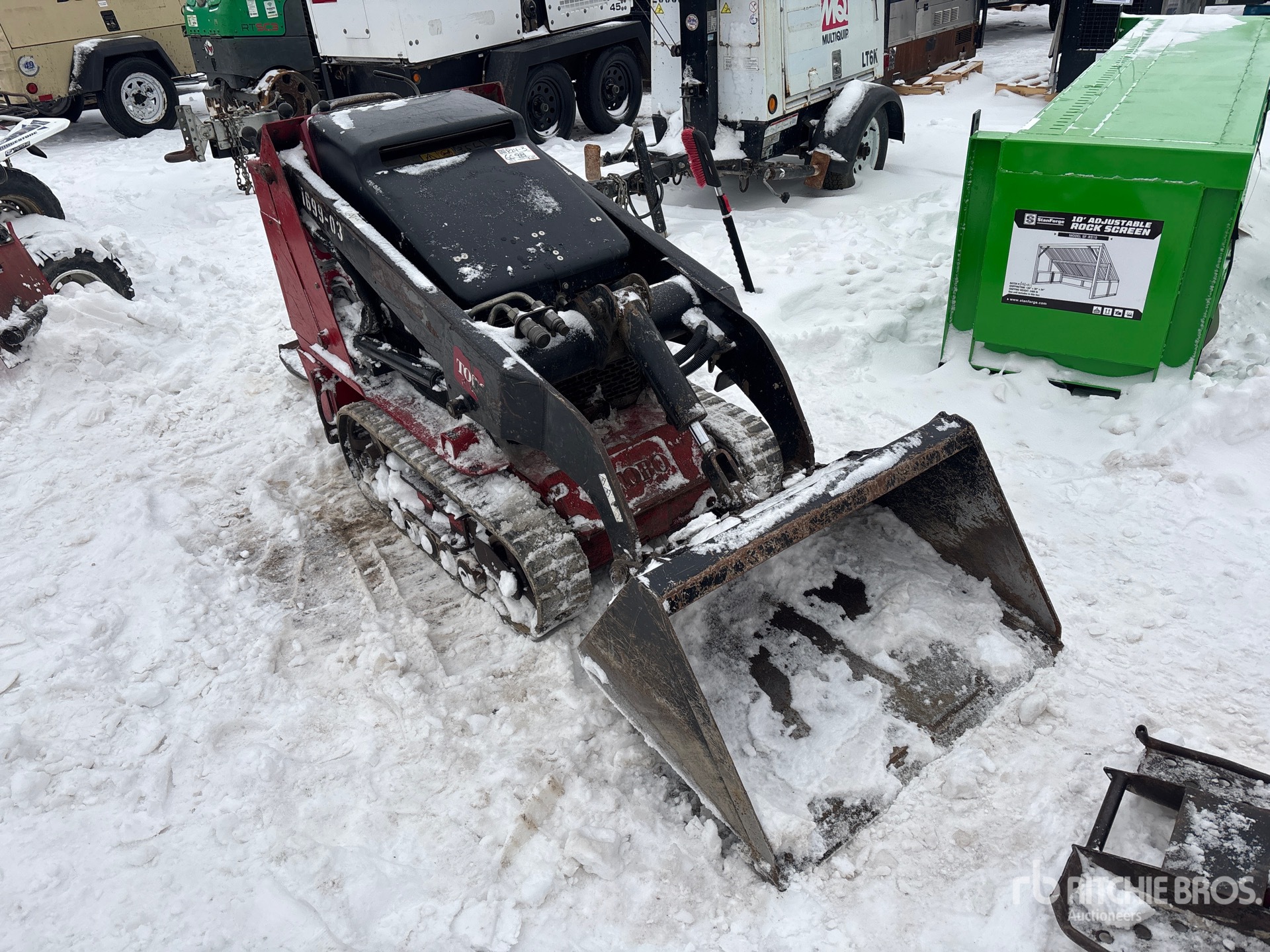 General Appearance with Picture, Right Front Corner