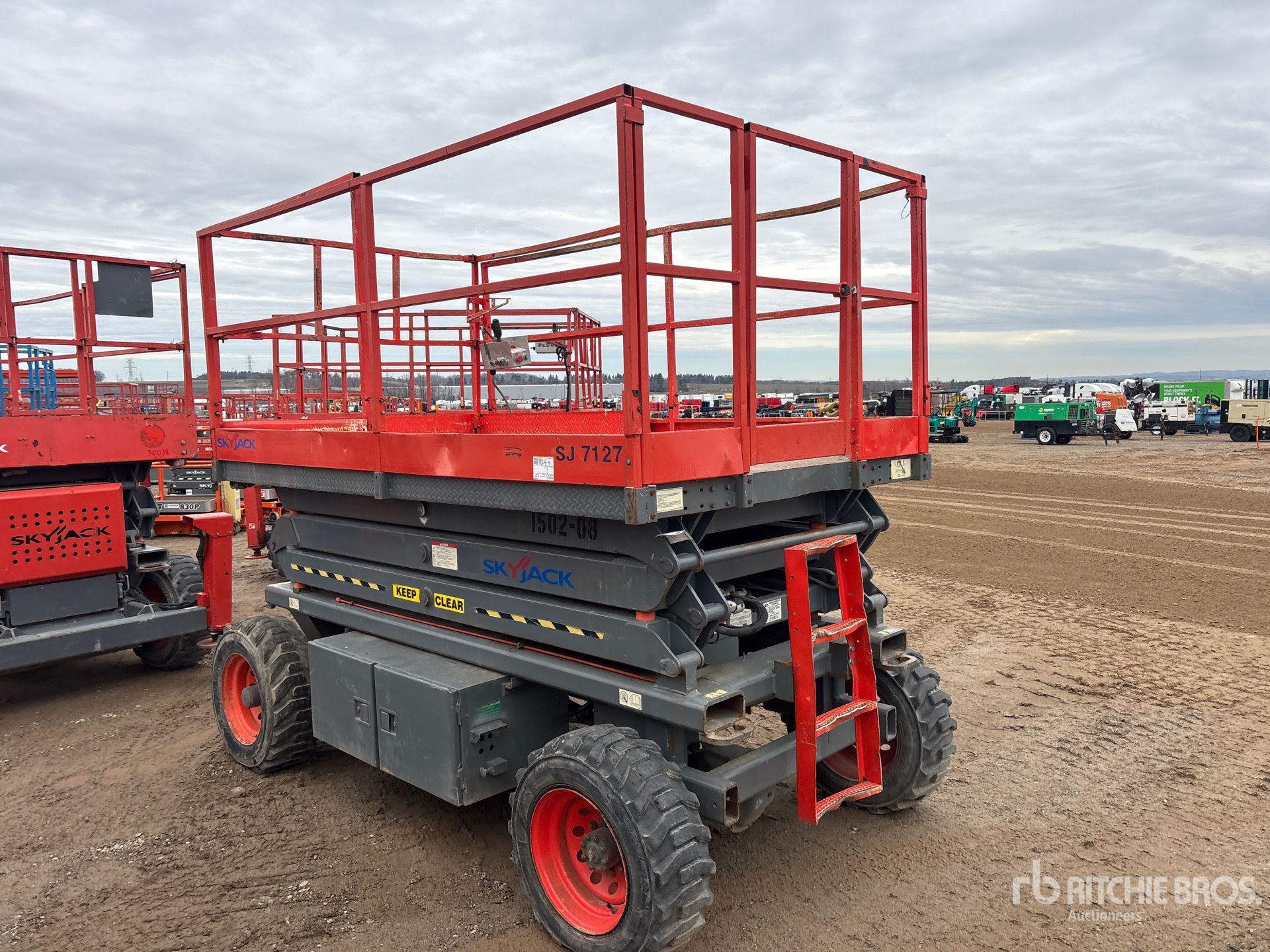 General Appearance with Picture, Right Front Corner