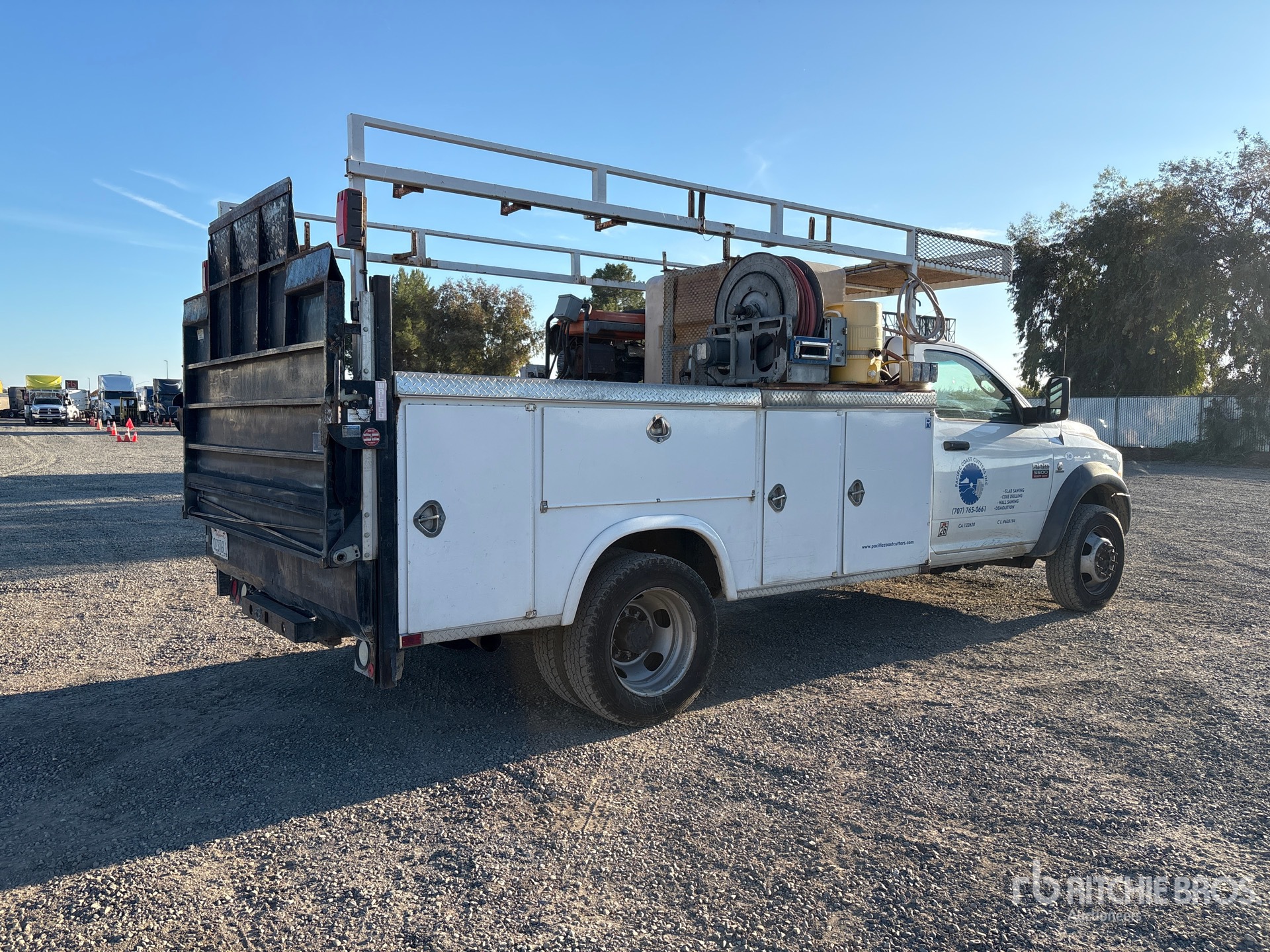 General Appearance with Image, coin arrière droit