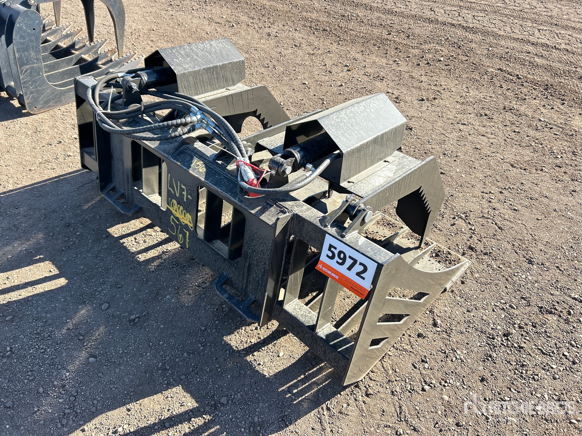 Aspect général with Image, coin arrière droit