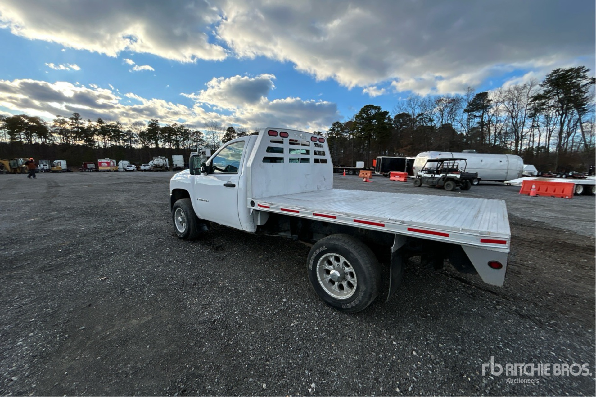 General Appearance with Imagen: esquina trasera izquierda