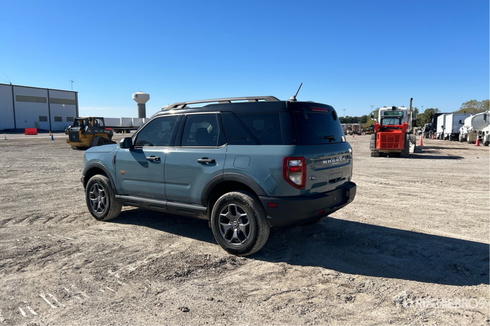 General Appearance with Picture, Left Rear Corner