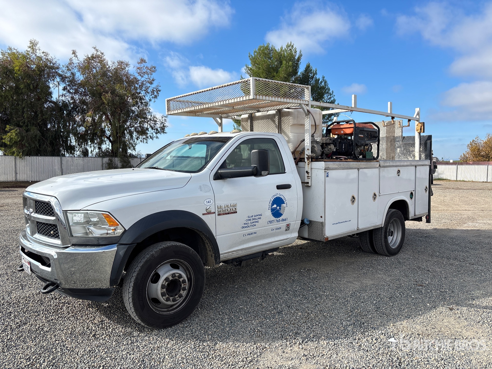 General Appearance with Picture, Left Front Corner