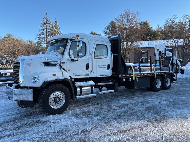 IMT 2310 RCS K3 15366 lb Knuckle Boom on 2021 Freightliner 108SD 6x4 Crew Cab Boom Truck IMT 2310 RCS K3 15366 lb Knuckle Boom on 2021 Freightliner 108SD 6x4 Crew Cab Boom Truck
