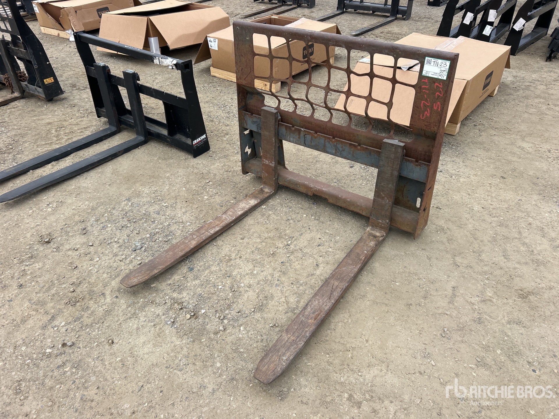 General Appearance with Picture, Left Front Corner