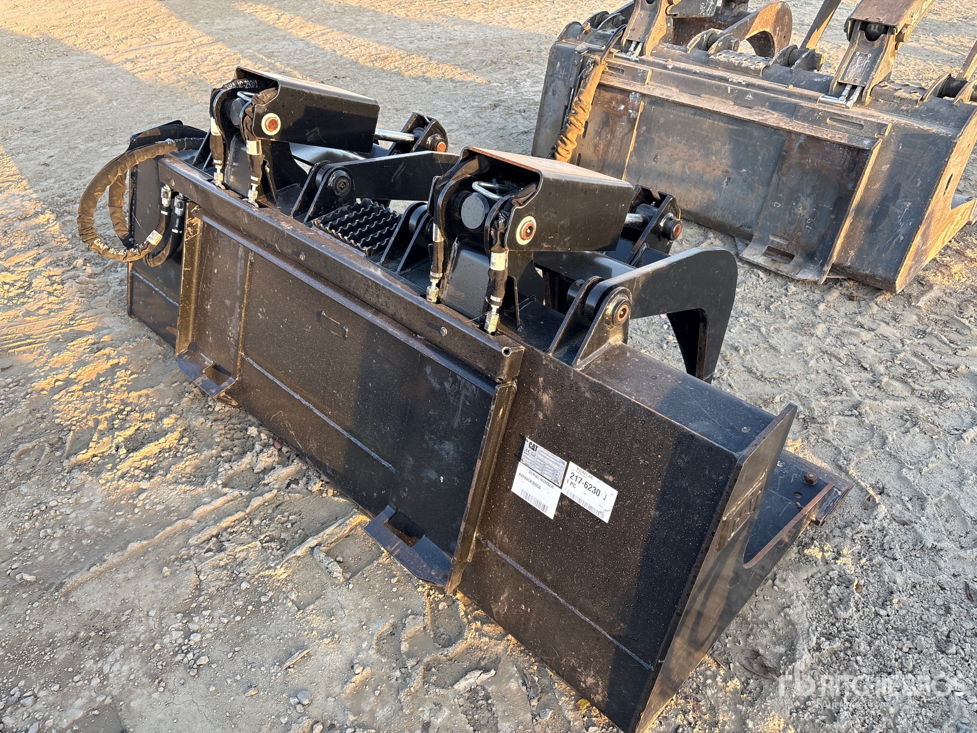 General Appearance with Imagen: esquina trasera derecha