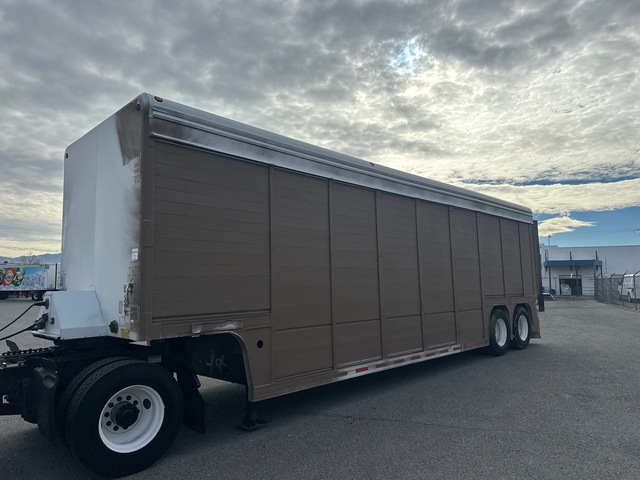 2012 Mickey 16AT-A 16 Bay T/A Beverage Trailer