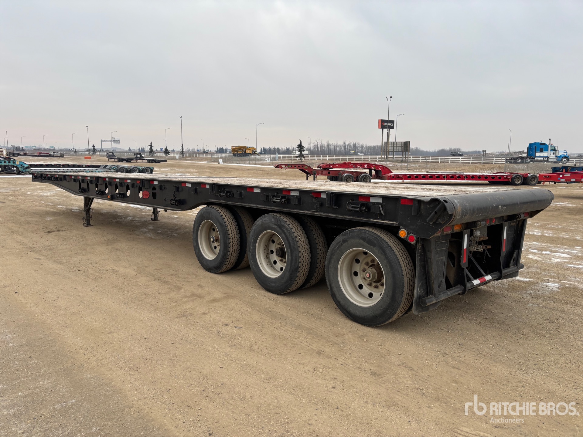 General Appearance with Bild, Ecke hinten links