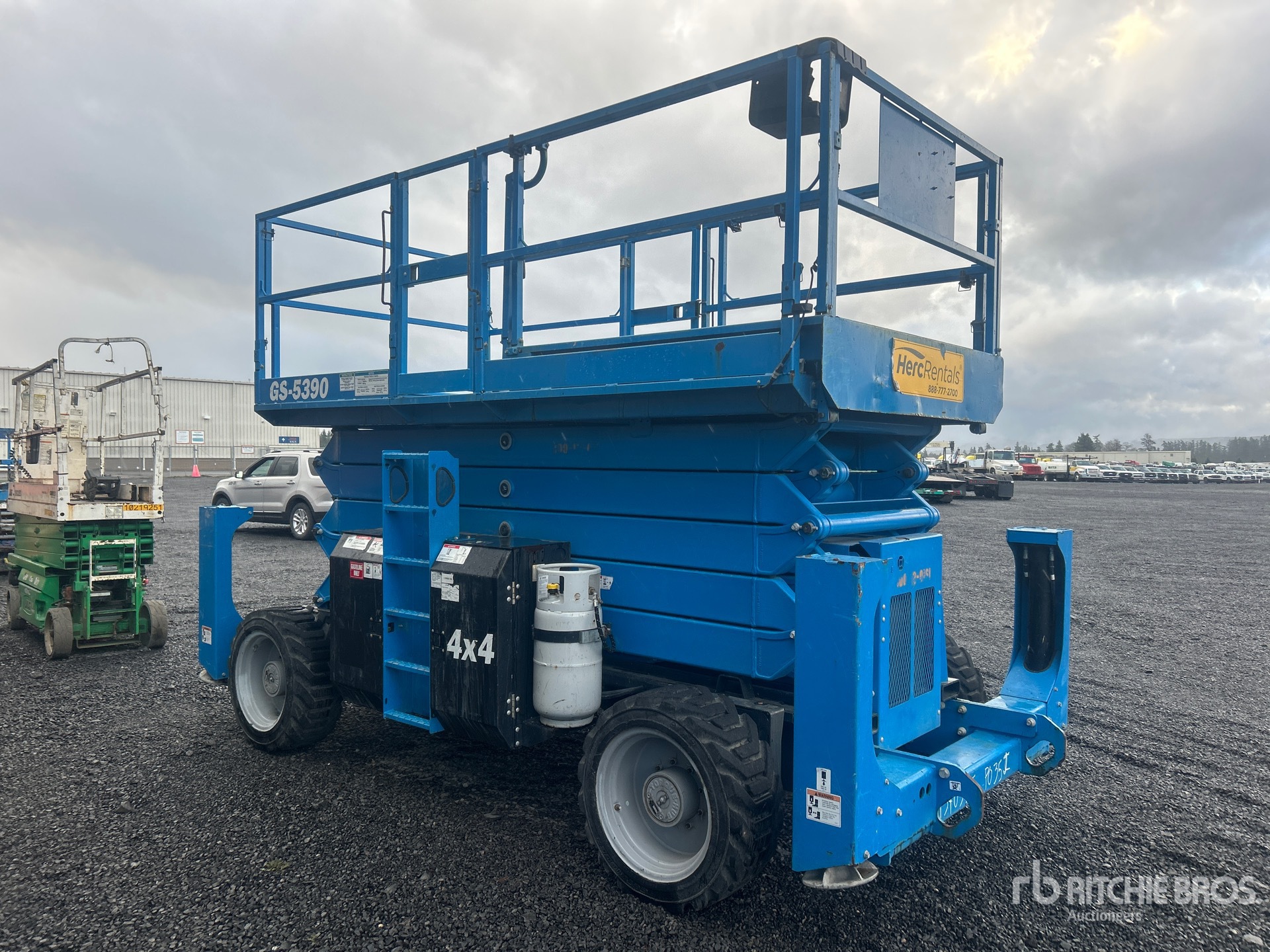 General Appearance with Picture, Right Front Corner